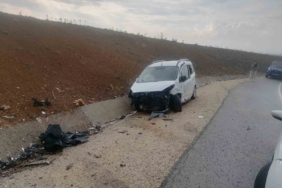Bilecik’te otomobil ve hafif ticari araç çarpıştı: 2 yaralı