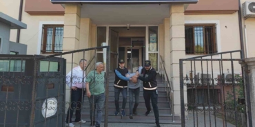 Bir yıl önce bıçakladığı husumetlisini sokak ortasında öldürmüştü, tutuklandı