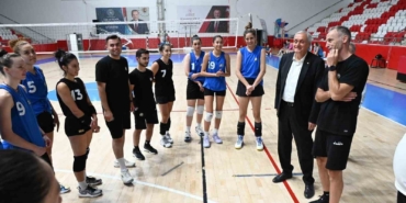 “Bizim Kızlar” hazırlık maçını 3-1 kazandı