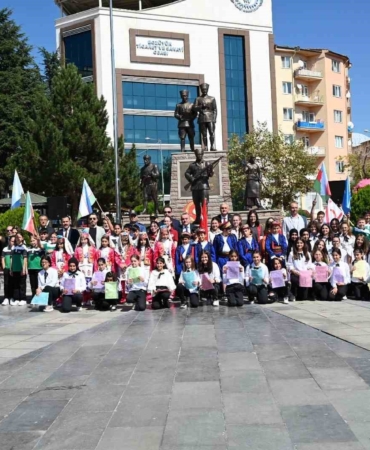Bozüyük’te İlköğretim Haftası törenle kutlandı