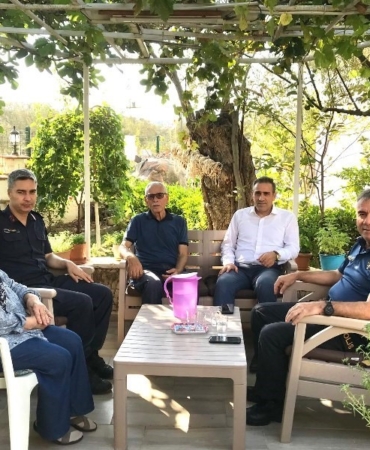 Burhaniye’de Kaymakam Memiş, şehit ailesini ziyaret etti