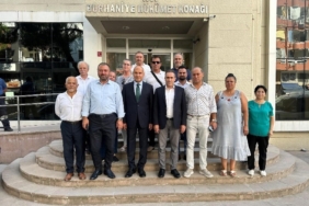 Burhaniye’de milletvekili Çömez, Kaymakam Memiş’i ziyaret etti