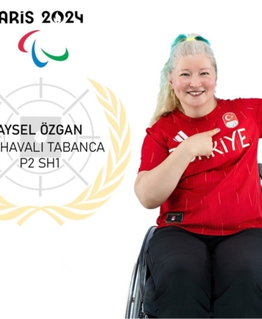 Bursa Büyükşehir Belediyesporlu Aysel Özgan’dan gümüş madalya