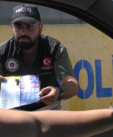 Bursa polisi hatırlattı: "Uyuşturucu tacirlerini 3 farklı yöntemle ihbar edebilirsiniz"