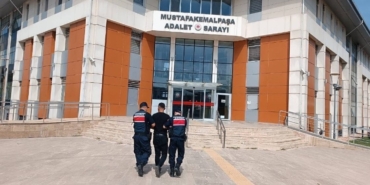 Bursa’da 15 yıl 6 ay hapis cezasıyla aranan firari yakalandı