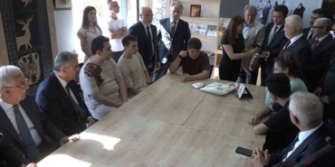 Bursa’da 677 bin öğrenci için ilk ders zili çaldı