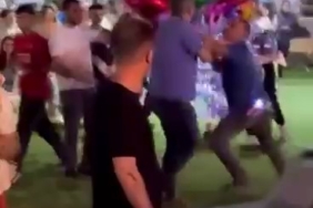 Bursa’da cadde boks ringine döndü: İki grubun kavgası kameraya yansıdı