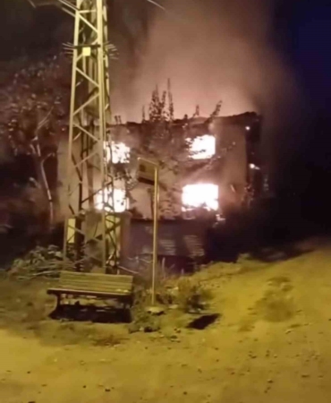 Bursa’da korkutan yangın : Alevler geceyi aydınlattı