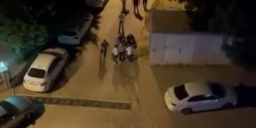 Bursa’da tavuk alma eğlencesi sonrası sokak ringe döndü