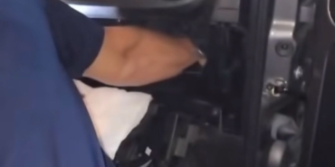 Bursa’da yavru kedi için seferber oldular, araç sahibi kediyi sahiplendi