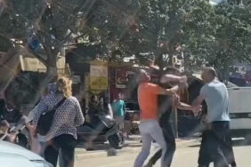 Bursa’da yol verme kavgası boks maçını aratmadı