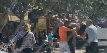 Bursa’da yol verme kavgası boks maçını aratmadı