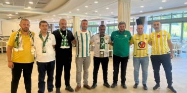 Bursaspor ile Muşspor taraftarı yemekte buluştu