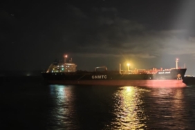 Çanakkale Boğazı’ndan geçen tanker makine arızası yaptı