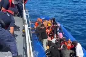 Çanakkale’de 34 kaçak göçmen kurtarıldı