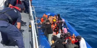 Çanakkale’de 34 kaçak göçmen kurtarıldı