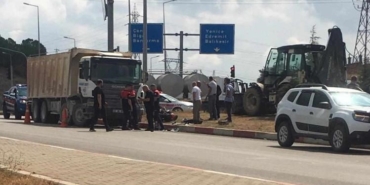 Çanakkale’de kamyon ile çarpışan motosiklet sürücüsü hayatını kaybetti
