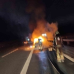 Çekmeköy’de seyir halindeki otomobil küle döndü