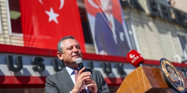 CHP Genel Başkanı Özgür Özel: "Mikroba sen niye hastalık taşıyorsun diyemezsin"