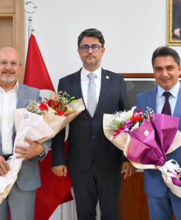 ÇOMü Eğitim ile Mühendislik Fakülteleri dekanlıklarında devir teslim