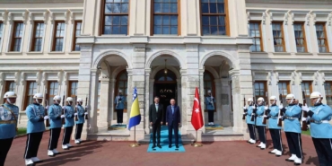 Cumhurbaşkanı Erdoğan, Bosna-Hersek Devlet Başkanlığı Konseyi Başkanı Denis Becirovic ile bir araya geldi