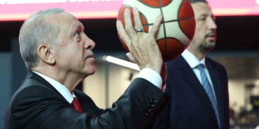 Cumhurbaşkanı Erdoğan: “İstanbul tarih, sanat ve sporun başkenti olacak”