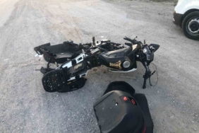 D-100’de otomobil ile motosiklet çarpıştı: 1 ağır yaralı