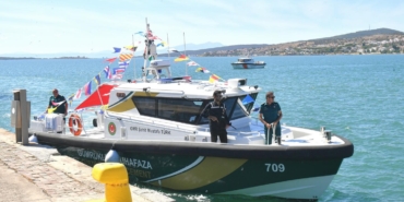 Deniz devriye botu törenle suya indirildi