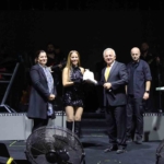 Derya Uluğ’a kilosu kadar "beyaz altın" verileceğini duyunca şaştı kaldı