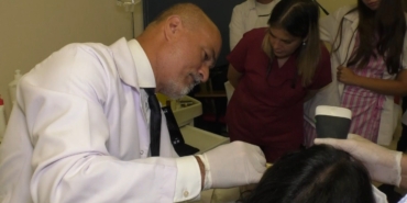 Dolgu uygulamalarına dikkat: “Körlük gelişebiliyor, zamanında müdahale edilmezse kalıcı olabiliyor”