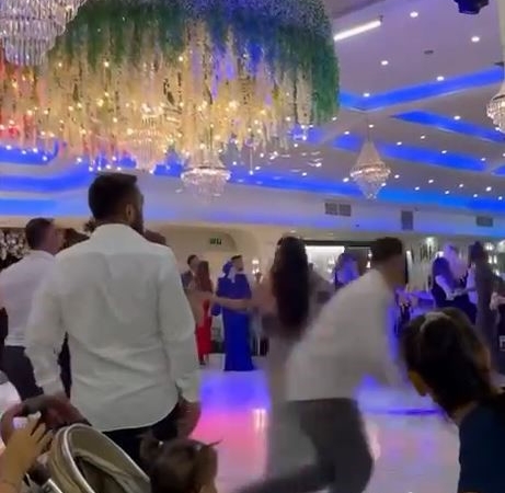 Düğün salonuna patlayıcı maddenin atıldığı anlar kamerada