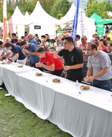 En çok yiyenlerin kazandığı festival