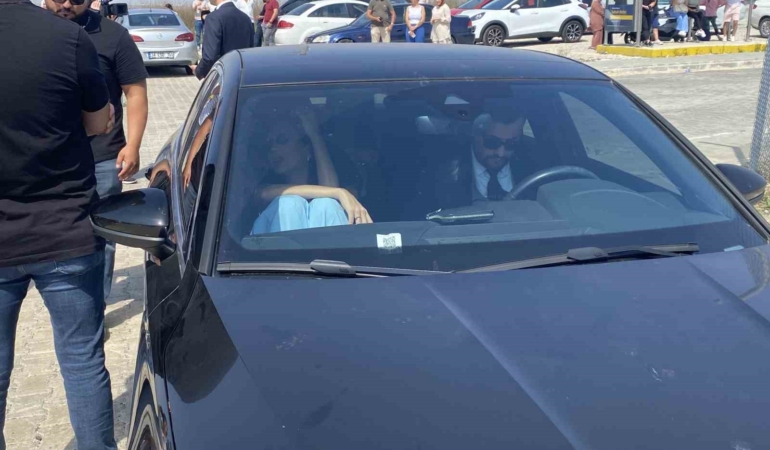 Engin Polat’ın tahliyesi sırasında cezaevi önü lüks araç galerisine döndü