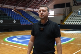 Eren Çapraz, altyapıdan ana kadroya seçilen ilk basketbolcu oldu