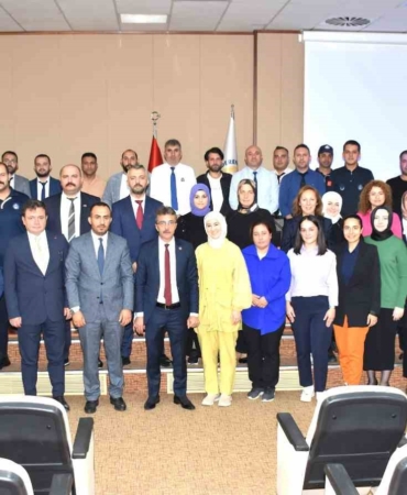 Erenler’de afet bilincine yönelik eğitimler sürüyor
