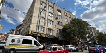 Esenler’de evine gittiği arkadaşını öldürüp, cesedin fotoğrafını çekti