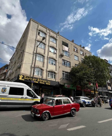 Esenler’de evine gittiği arkadaşını öldürüp, cesedin fotoğrafını çekti