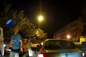 Esenyurt’ta korna çalan taksiciye sinirlenen şahıs, önce araca çarptı ardından böyle saldırdı