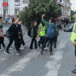 Esenyurt’ta zabıta ekipleri okul çevrelerindeki denetimleri sıklaştırdı