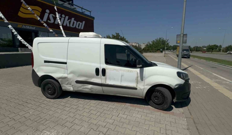 Eski nişanlısı genç kadını iki bacağından etti