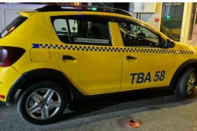 Fatih’te taksi sürücüsü yolcusundan 25 bin 250 lira ücret aldı