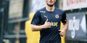 Fenerbahçe’de Kostic ilk antrenmanına çıktı