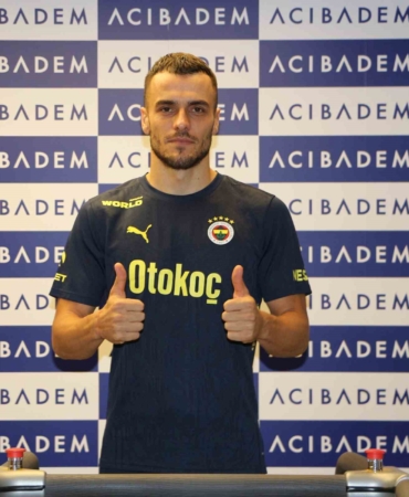 Filip Kostic sağlık kontrolünden geçti