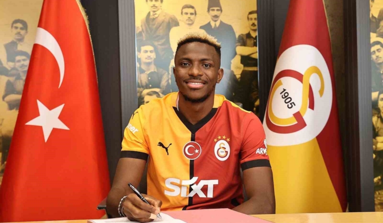 Galatasaray, Victor Osimhen’i kadrosuna kattı