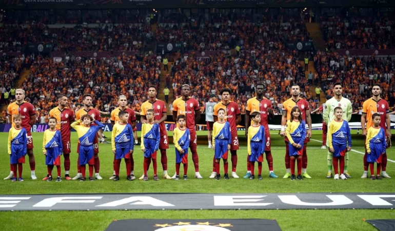 Galatasaray’da zorunlu tek değişiklik
