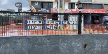 Gebze’de sağanak sürücülere zor anlar yaşattı