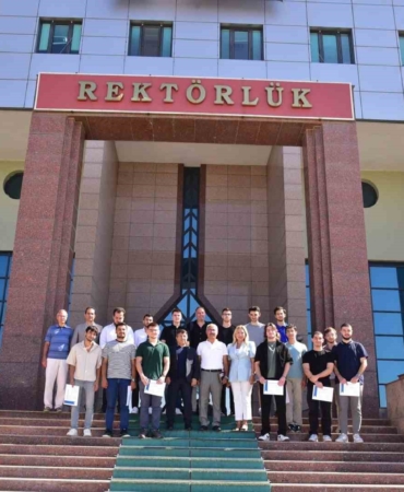 Geleceğin mühendisleri yaz kampında buluştu