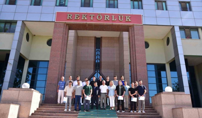 Geleceğin mühendisleri yaz kampında buluştu