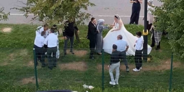 Gelin ve damat kavganın ortasında kaldı