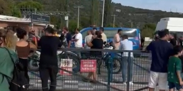 Gemideki fazla yolcu taşımacılığı, seferi aksattı